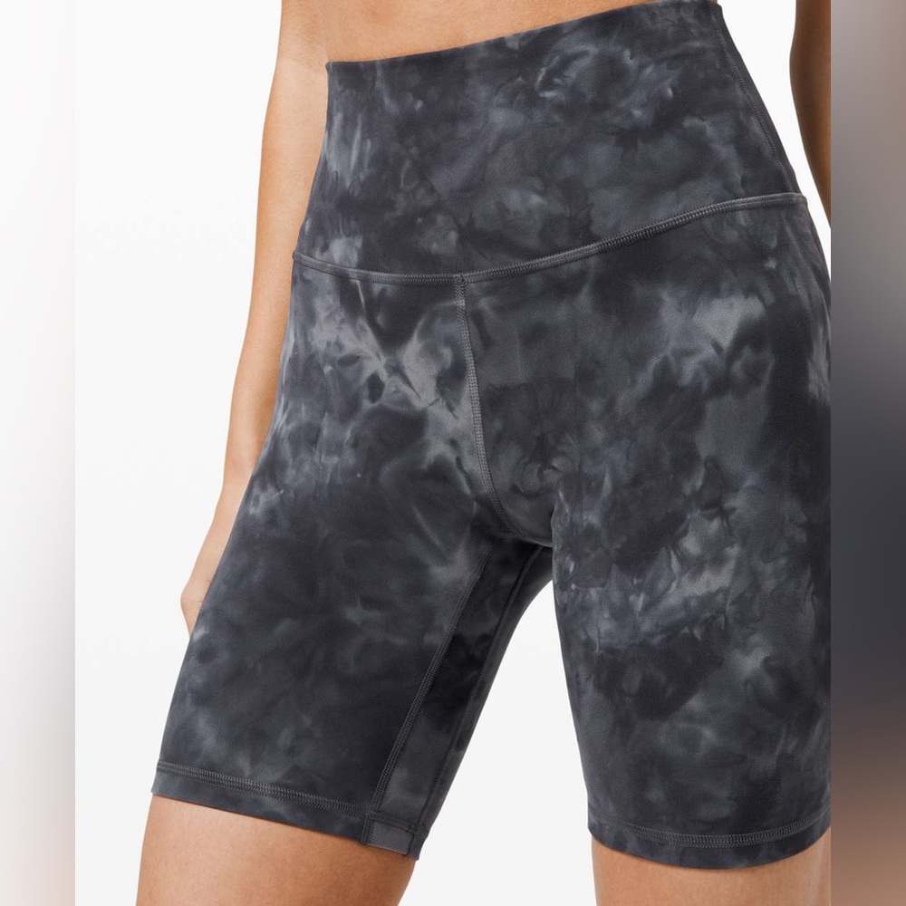 Lululemon Align Shorts 8”